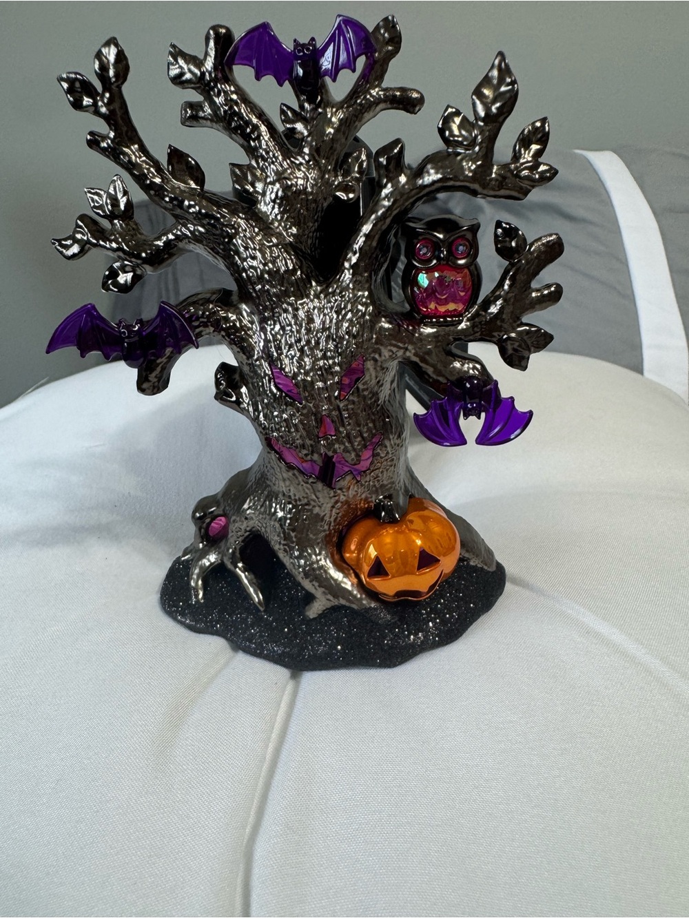 Bath and Body work Halloween Tree light up Plug in
